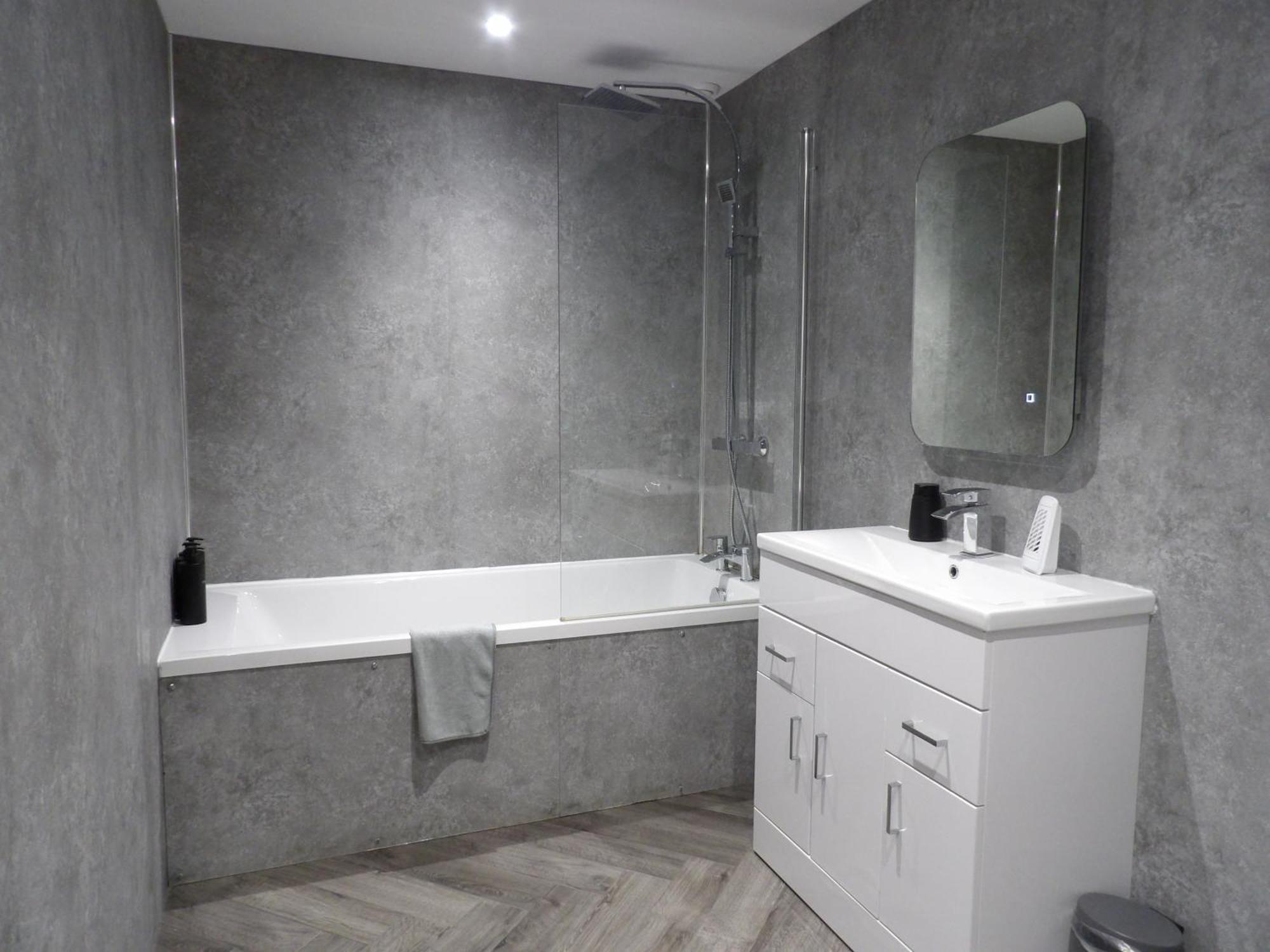 Lovely 3 Bedroom Apartment With Private Garden In Edinburgh City Centre Exterior foto